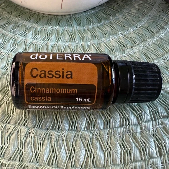 Cassia Essential Oil - doTERRA, 15ml - Picture 4 of 11